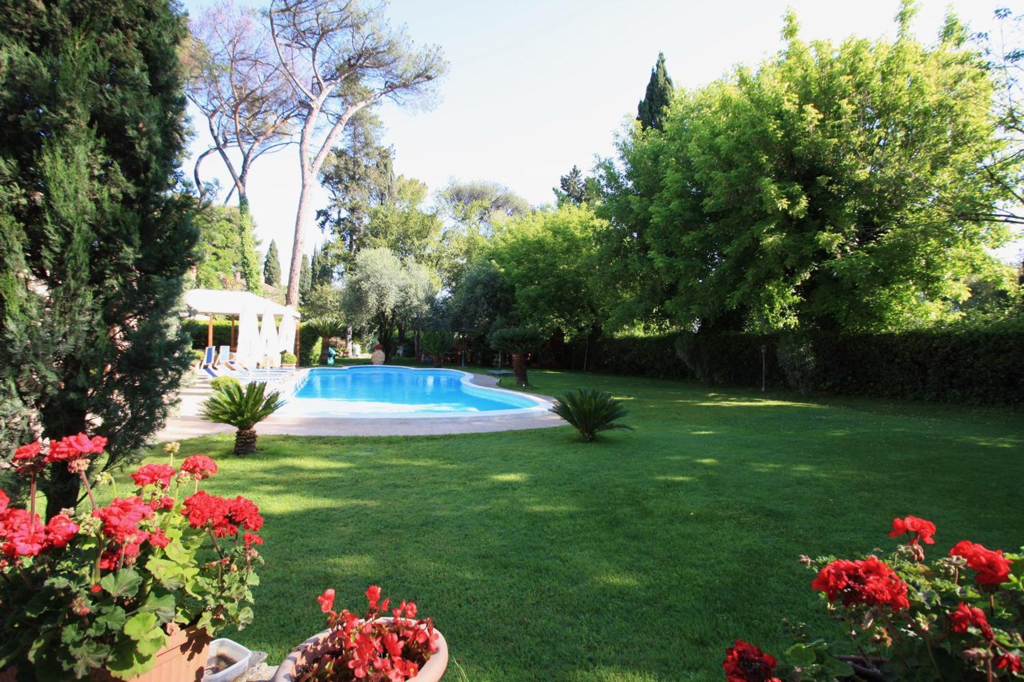 شقة Appia Antica 1Br With Swimming Pool روما المظهر الخارجي الصورة